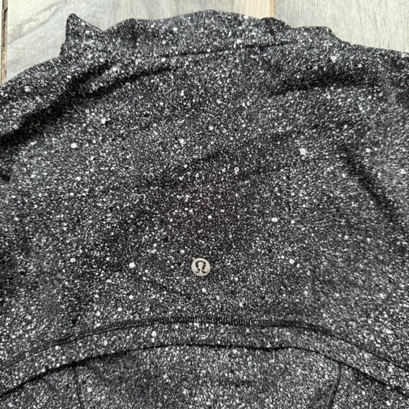 Lululemon Hooded Define Jacket Size 4 - Picture 5 of 7